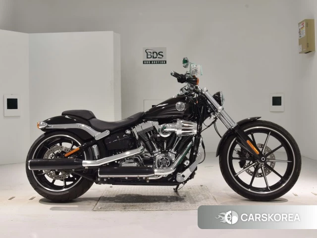 Проданный Harley-Davidson Softail Breakout FXSB1690 2016 из Японии, фото 2
