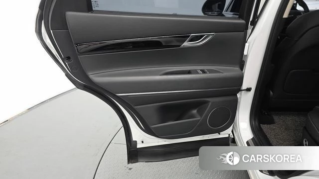 Genesis GV80 id 4872688 из Кореи 17