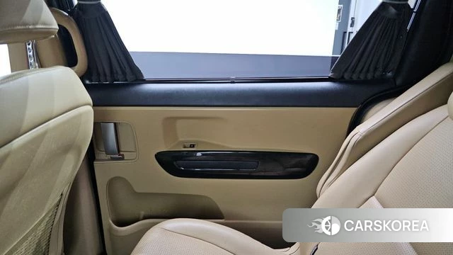Kia The New Carnival id 4647779 из Кореи 17