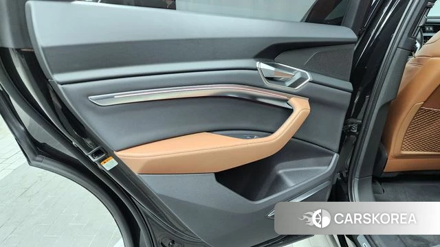 Audi e-Tron id 4293227 из Кореи 17