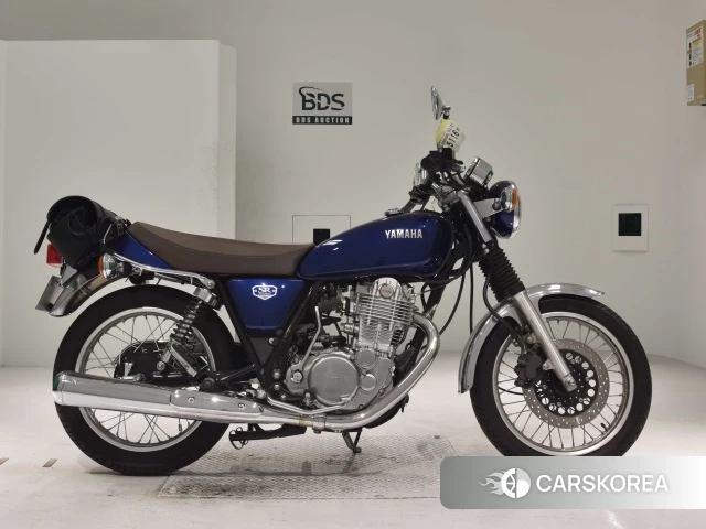 Проданный Yamaha SR400 id 4162300 из Японии