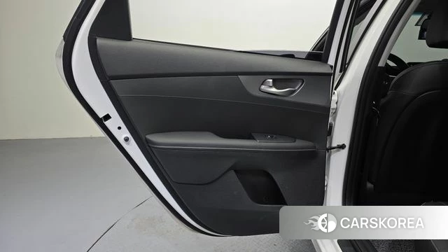 Kia Come New K3 id 4435507 из Кореи 17