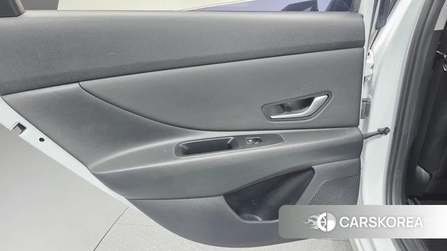Hyundai Avante Hybrid (CN7) id 4630894 из Кореи 17