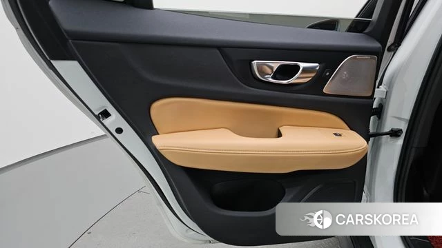 Volvo V60 Cross-Country 2nd Generation id 4370796 из Кореи 17