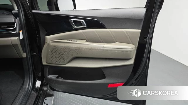 Kia The New Carnival 4th Generation id 4230305 из Кореи 17