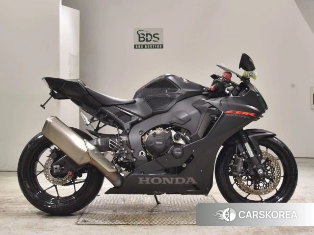 Проданный Honda CBR1000RR 2019 из Японии