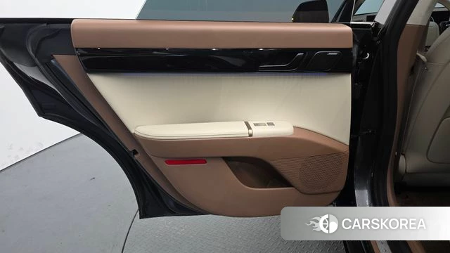 Hyundai Grandeur Hybrid (GN7) id 4360741 из Кореи 17