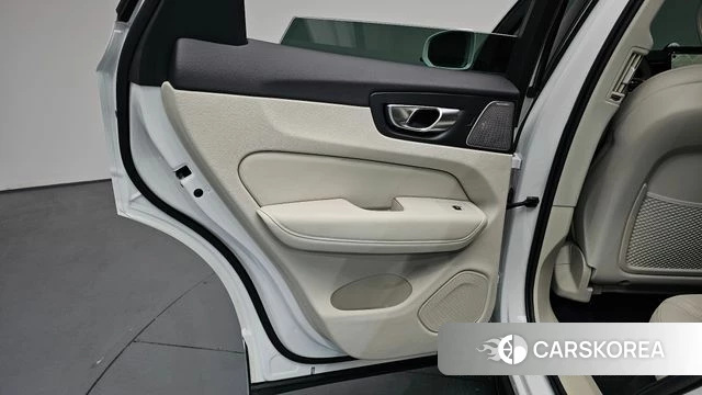 Volvo XC60 second Generation id 4353974 из Кореи 17