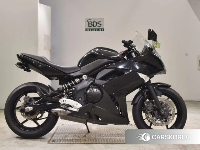 Проданный Kawasaki NINJA 400R 2011 из Японии, фото 2