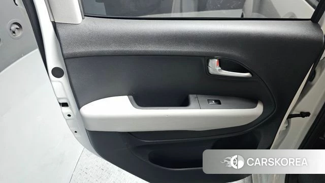 Kia The New Kia Ray EV id 4602305 из Кореи 17