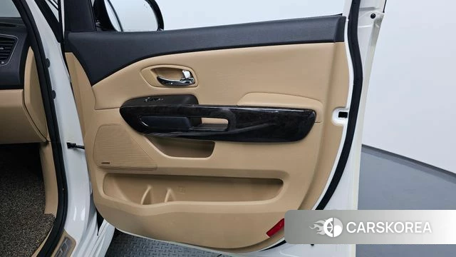 Kia The New Carnival id 4615303 из Кореи 17