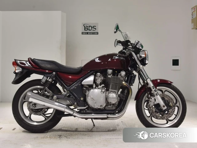 Проданный Kawasaki ZEPHYR 1100 2024 из Японии