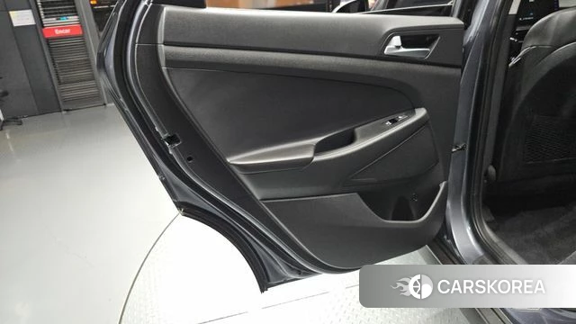 Hyundai All New Tucson id 4447789 из Кореи 17
