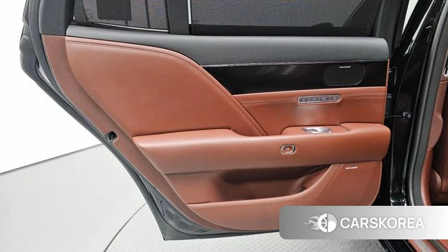 Genesis G90 (RS4) id 4783952 из Кореи 17