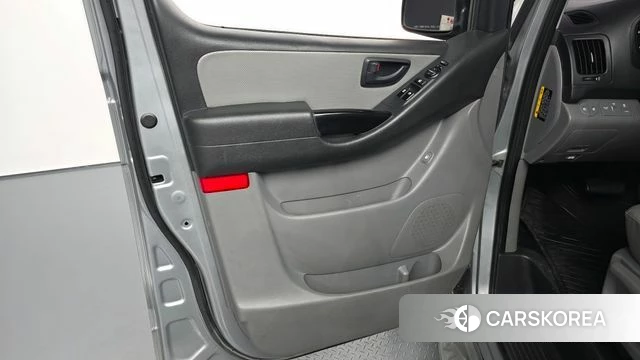 Hyundai The New Grand Starex id 4632892 из Кореи 17