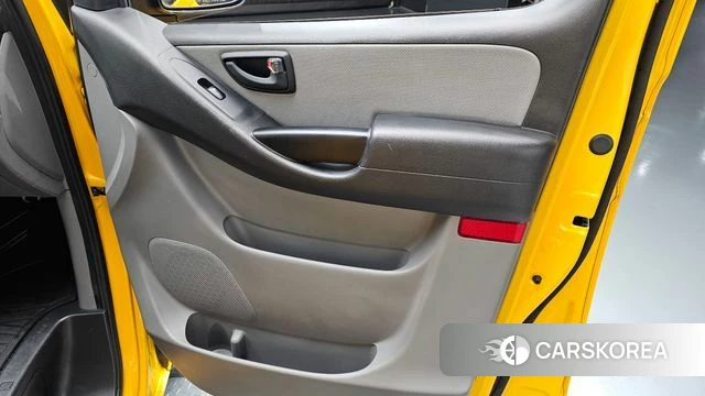 Hyundai The New Grand Starex id 4642761 из Кореи 17