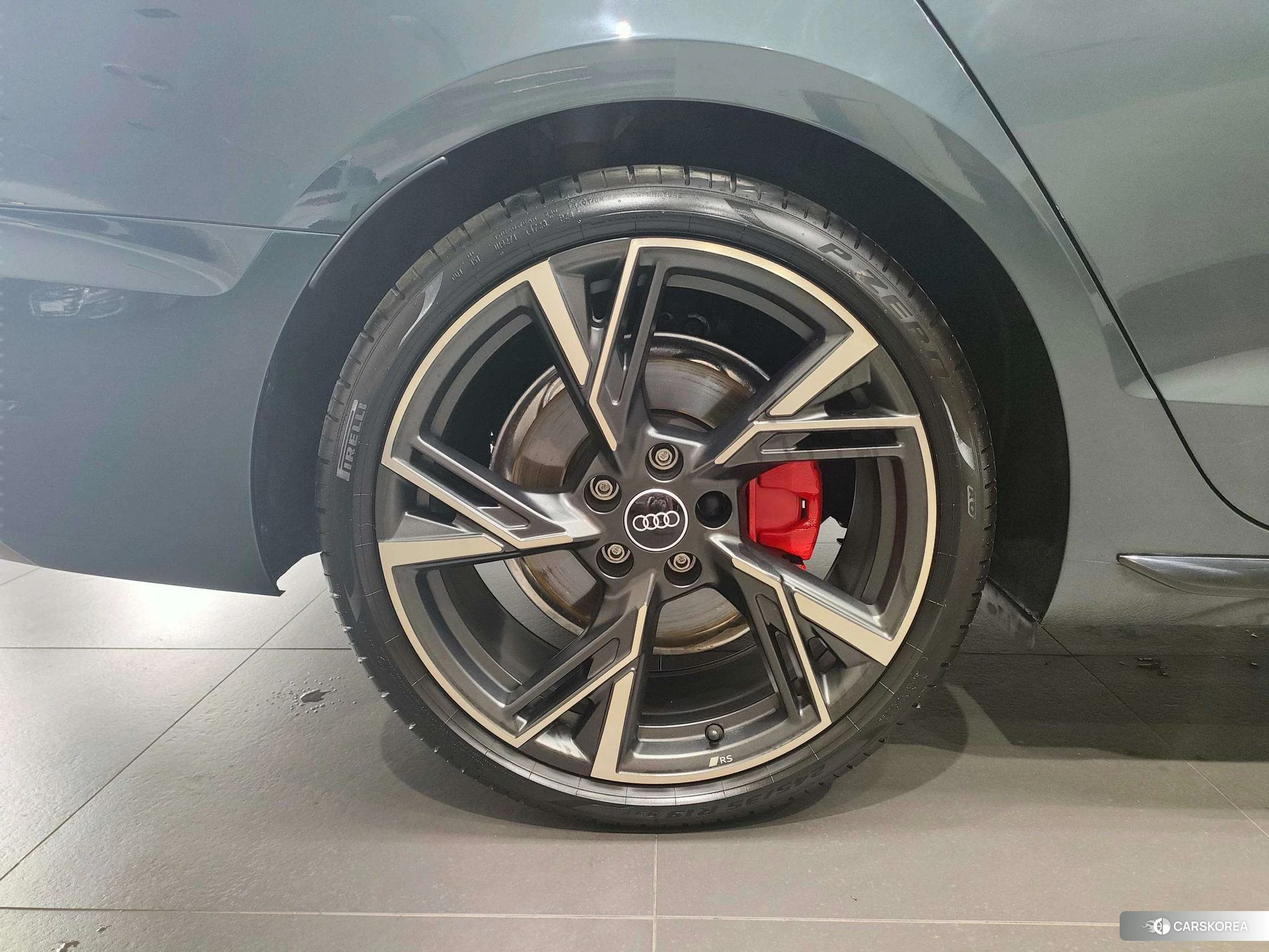 Audi A4L id 4455702 из Китая 17