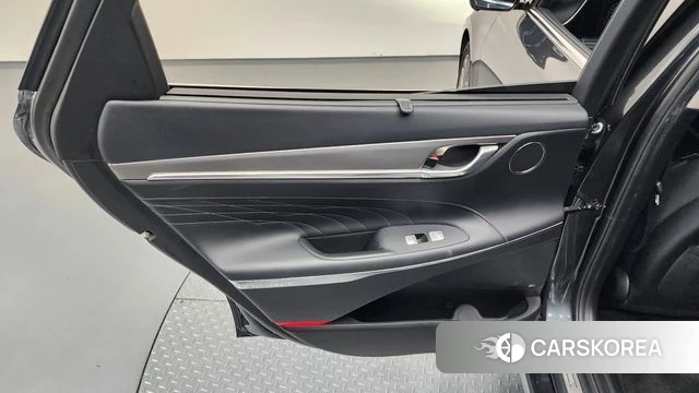 Hyundai The New Grandeur IG Hybrid id 4619923 из Кореи 17