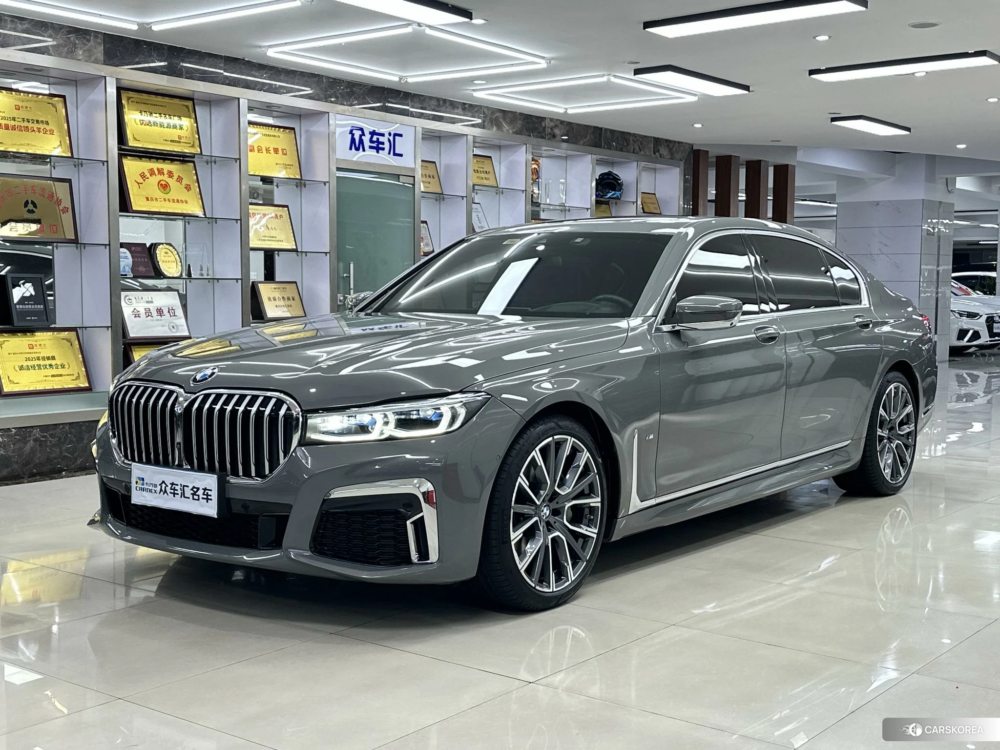 BMW 7 series id 4512441 из Китая 17