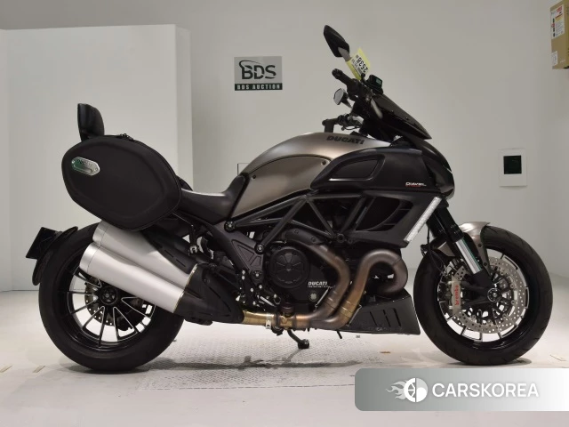 Проданный Ducati DIAVEL STRADA 2013 из Японии