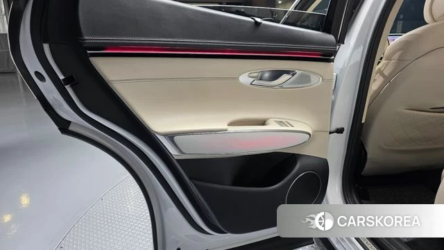 Genesis GV70 id 4834075 из Кореи 17