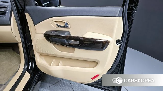 Kia The New Carnival id 4310838 из Кореи 17