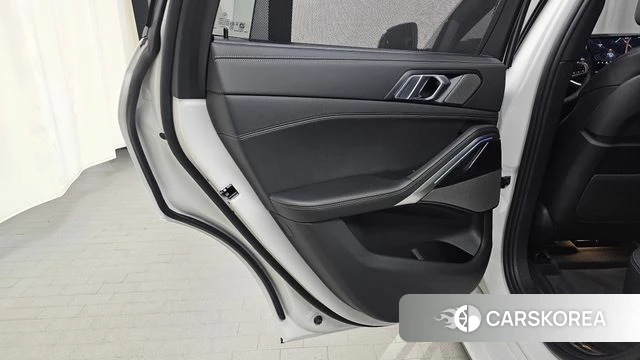 BMW X6 (G06) id 4222458 из Кореи 17