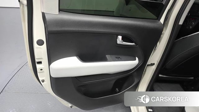 Kia The New Kia Ray id 4730076 из Кореи 17