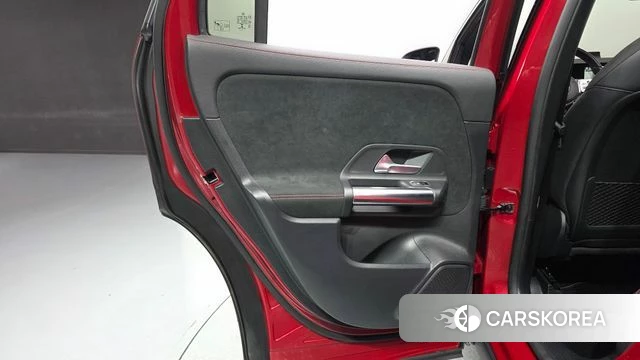 Mercedes-Benz GLA - Class H247 id 4881150 из Кореи 17