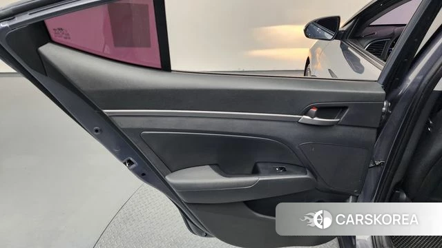 Hyundai Avante AD id 4582075 из Кореи 17