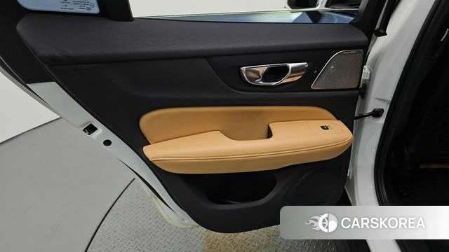 Volvo V60 Cross-Country 2nd Generation id 4304679 из Кореи 17