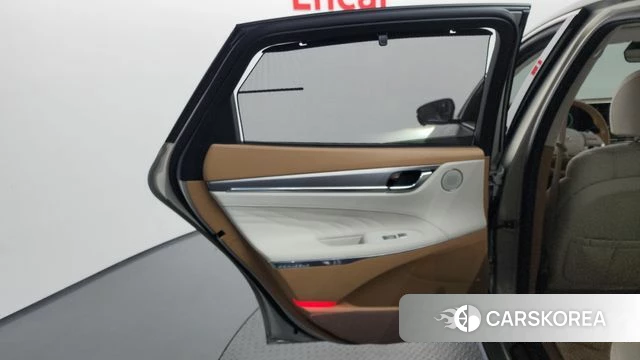 Hyundai The New Grandeur IG id 4224600 из Кореи 17