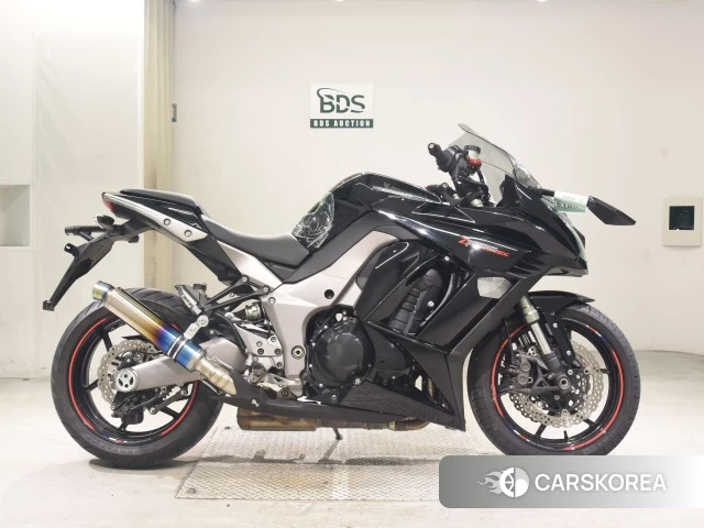 Проданный Kawasaki Z1000SX 2011 из Японии