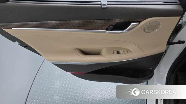 Hyundai Grandeur IG id 4647733 из Кореи 17