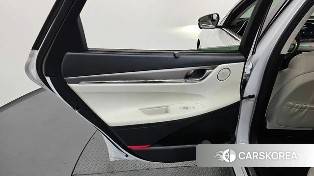Hyundai The New Grandeur IG Hybrid id 4337638 из Кореи 17