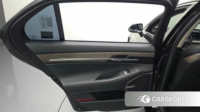 Genesis G90 id 4356685 из Кореи 17