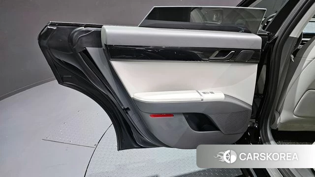 Hyundai Grandeur (GN7) id 4201613 из Кореи 17