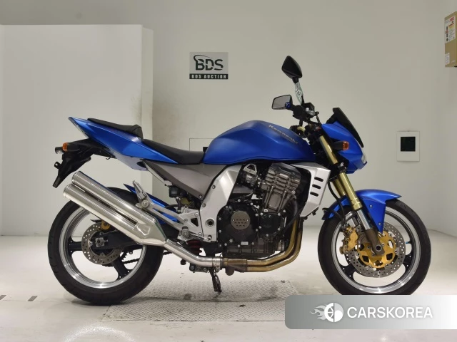 Проданный Kawasaki Z1000 2010 из Японии