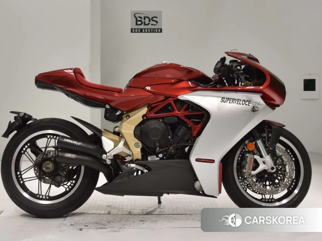 Проданный MV AGUSTA SUPER VELOCE 800 id 4168083 из Японии