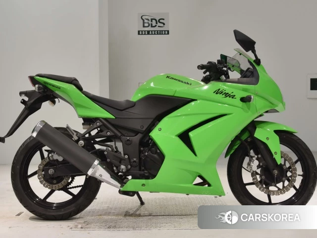 Проданный Kawasaki NINJA 250R id 4159863 из Японии, фото 2