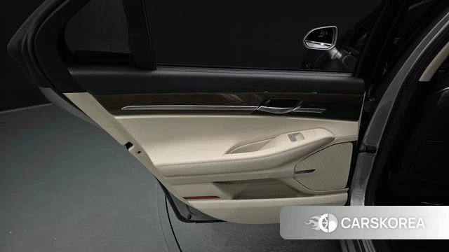 Genesis G90 id 4722168 из Кореи 17