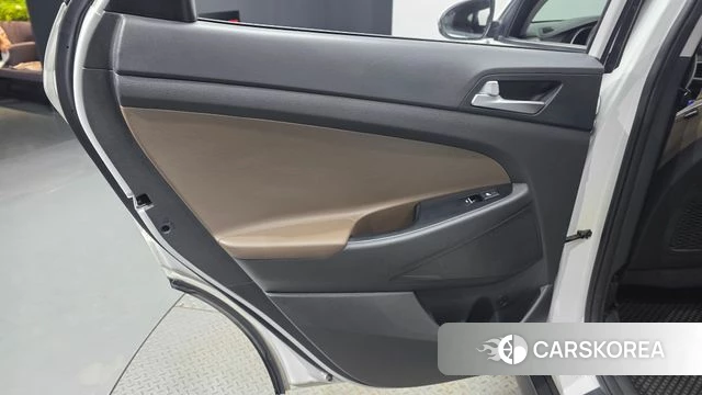 Hyundai All New Tucson id 4849816 из Кореи 17