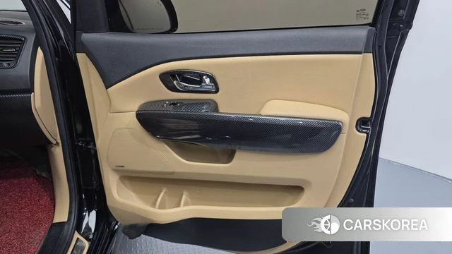 Kia The New Carnival id 4551680 из Кореи 17