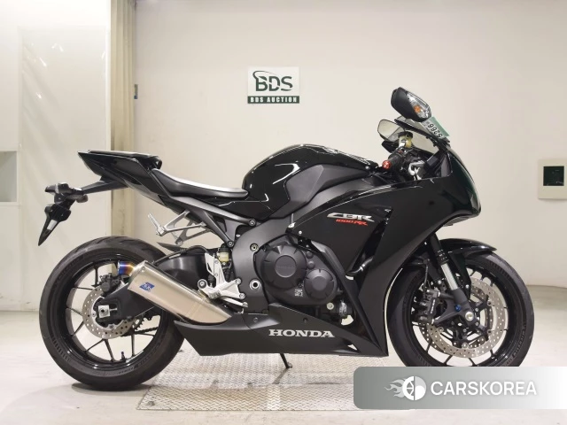 Проданный Honda CBR1000RR 2013 из Японии
