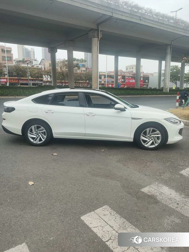 Volkswagen Lingdu id 4261473 из Китая 17