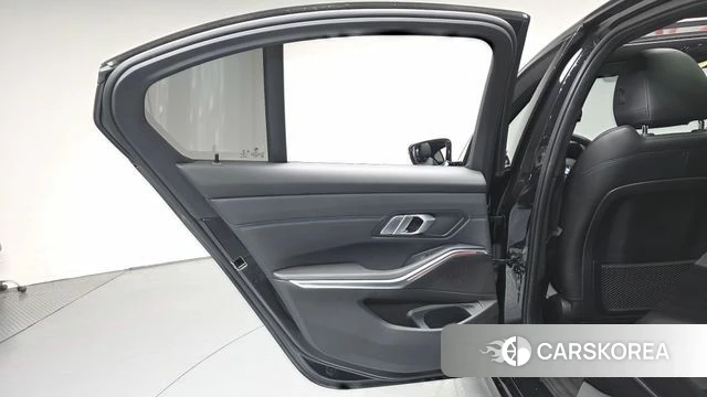 BMW 3 Series (G20) id 4556218 из Кореи 17