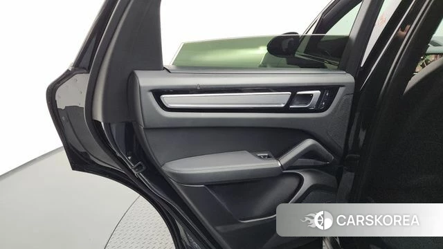 Porsche Cayenne (PO536) id 4433539 из Кореи 17