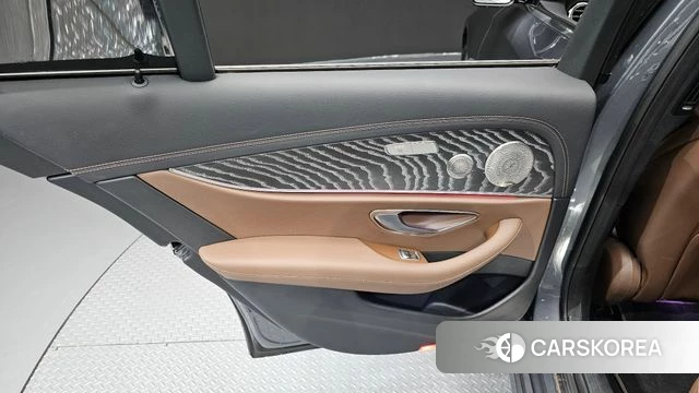 Mercedes-Benz E-Class W213 id 4506545 из Кореи 17