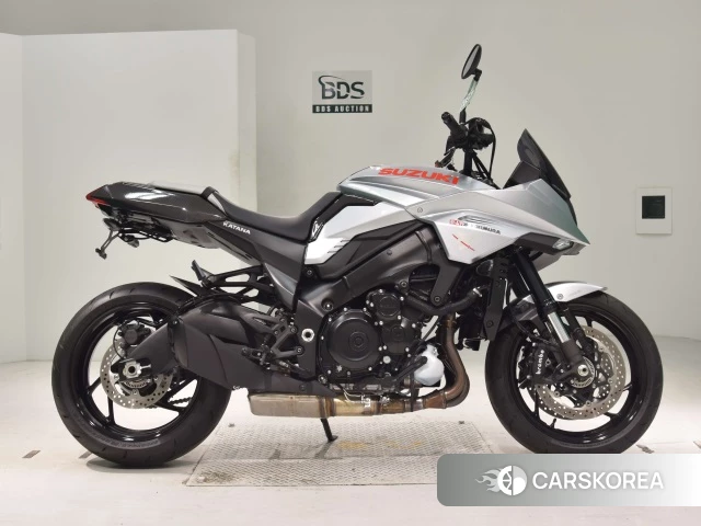 Проданный Suzuki GSX-S1000S Katana 2022 из Японии
