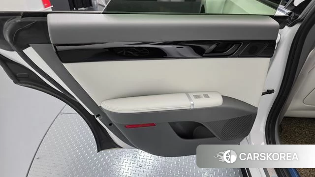 Hyundai Grandeur Hybrid (GN7) id 4185772 из Кореи 17